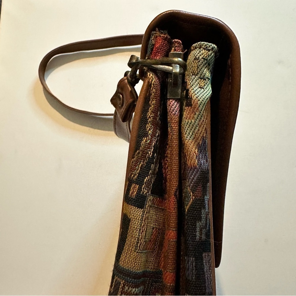Vintage Abstract Aztec Tapestry Multicolor Patterned Women's Crossbody Clasp Bag - Picture 12 of 13